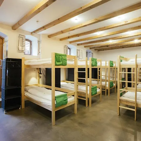 Amalienhof Albergue *