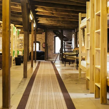 Amalienhof Albergue *